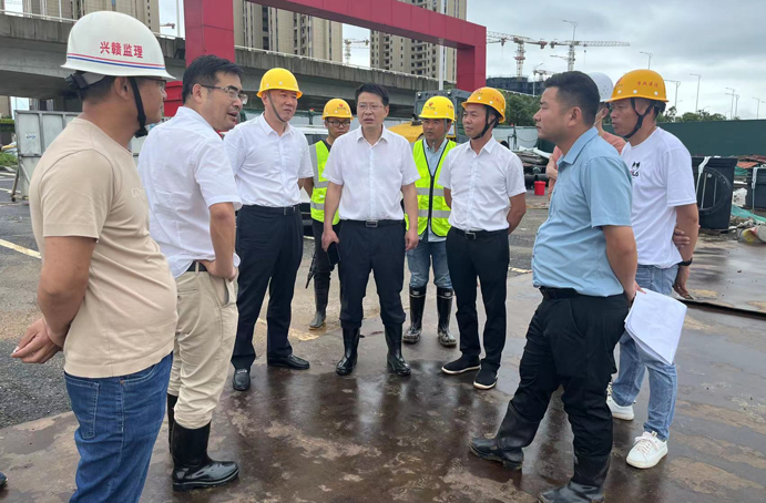 市政公用集團(tuán)黨委委員、督查督辦室部長劉順保到杭州路項目調(diào)研